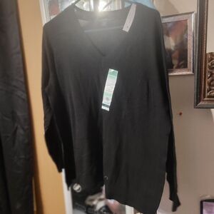 Terra & Sky Womans Black V-Neck Sweater
